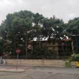 Nel quadrilatero compreso tra le attuali viale Einaudi, via Fanelli, via Palmieri e via Pavoncelli, si trovava invece la grande Villa Re David